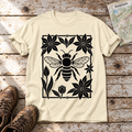 Biene im Blütenrahmen – T-Shirt Unisex