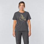 Frau trägt Bigfoot mit Pusteblume – T-Shirt Unisex in Dunkelgrau, Ansicht von vorn