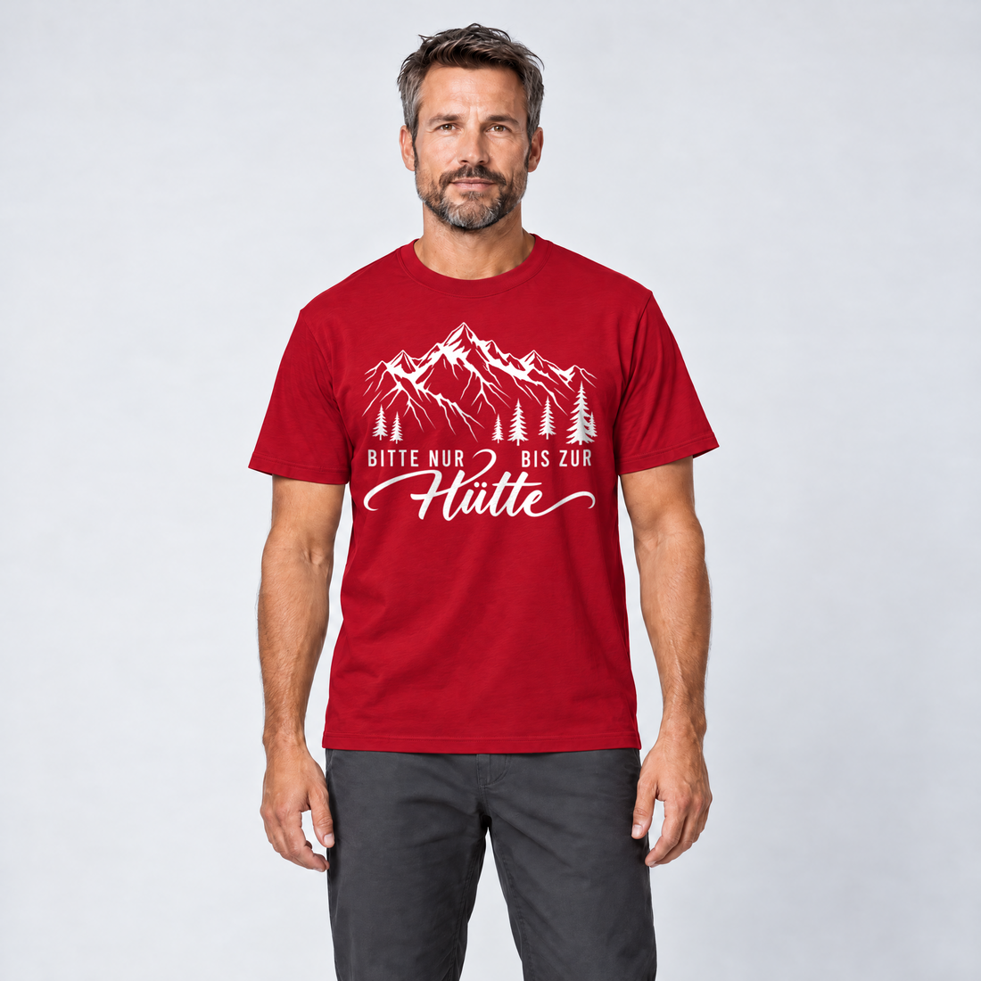 Mann trägt Bitte nur bis zur Hütte – T-Shirt Unisex in Rot, Ansicht von vorn