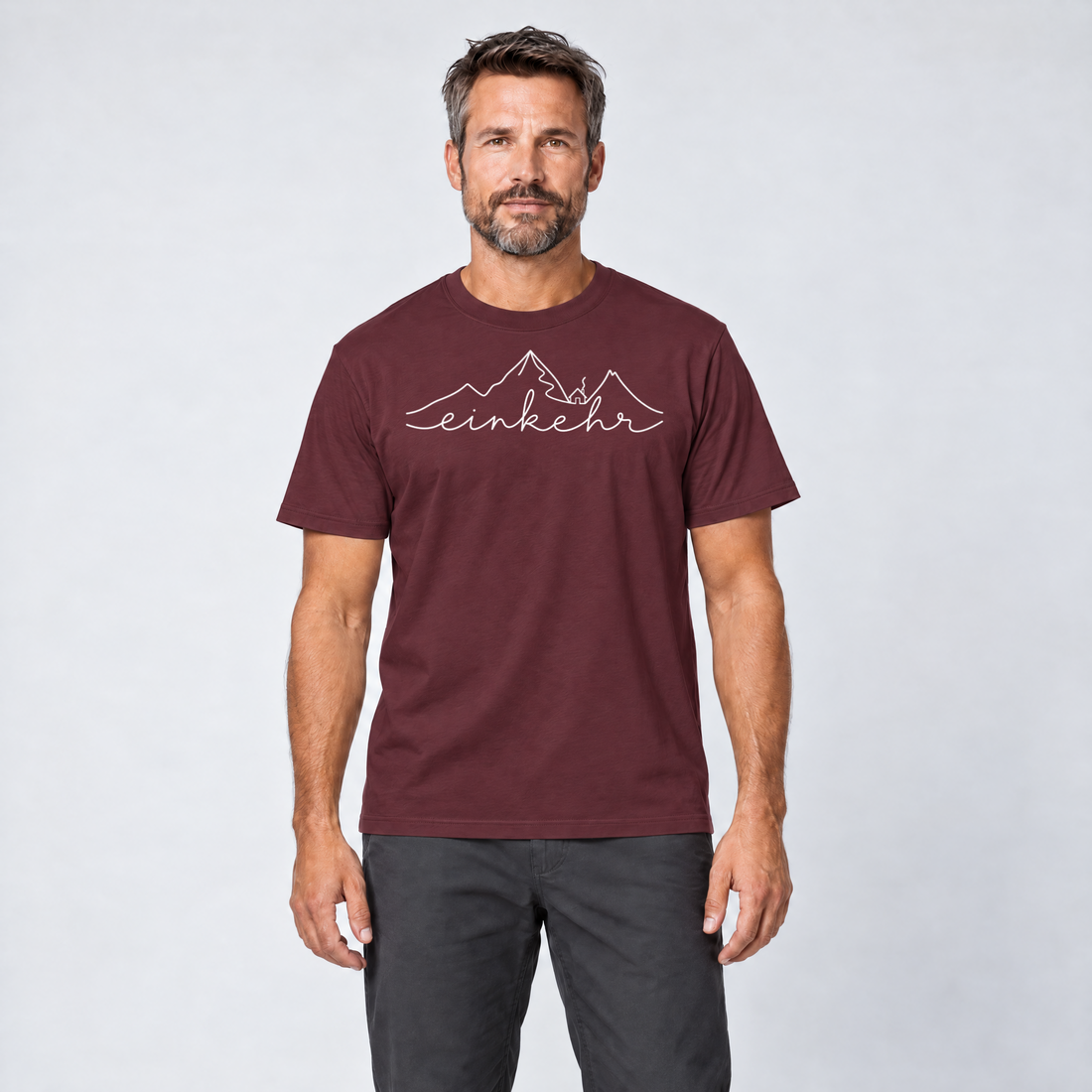 Mann trägt Einkehr – T-Shirt Unisex in Bordeaux, Ansicht von vorn