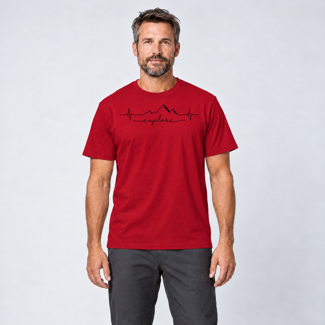 Mann trägt Explore Herzschlag – T-Shirt Unisex in Rot, Ansicht von vorn