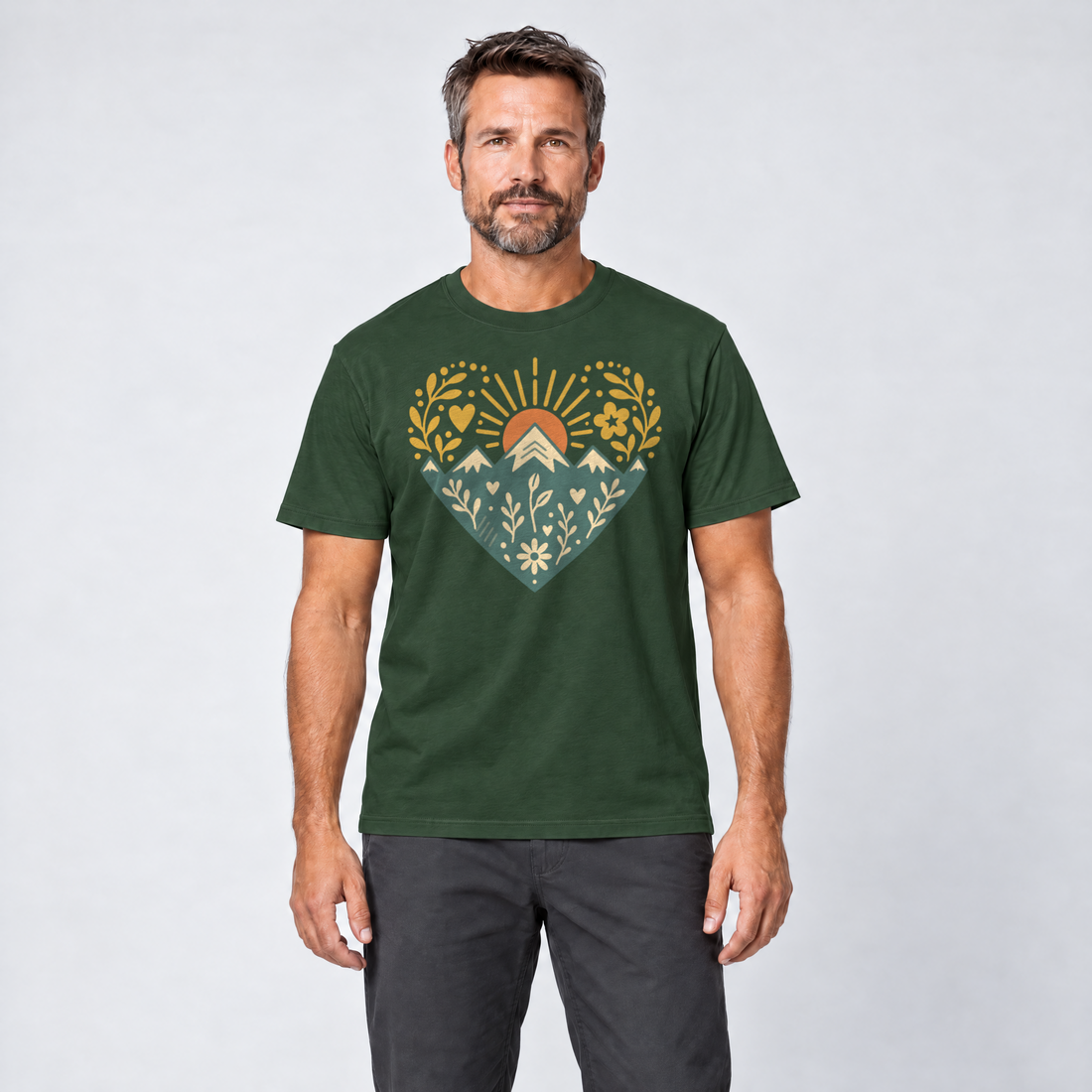 Mann trägt Bergherz – T-Shirt Unisex in Flaschengrün, Ansicht von vorn
