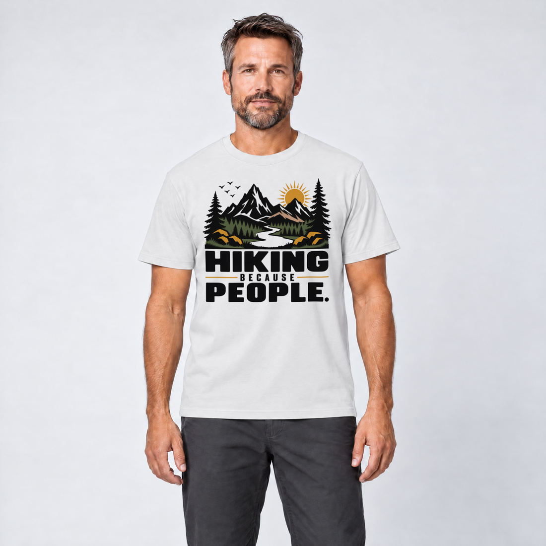 Mann trägt Hiking because people – T-Shirt Unisex in Weiß, Ansicht von vorn