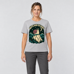 Frau trägt Hütte hab ich dabei – T-Shirt Unisex in Hellgrau, Ansicht von vorn