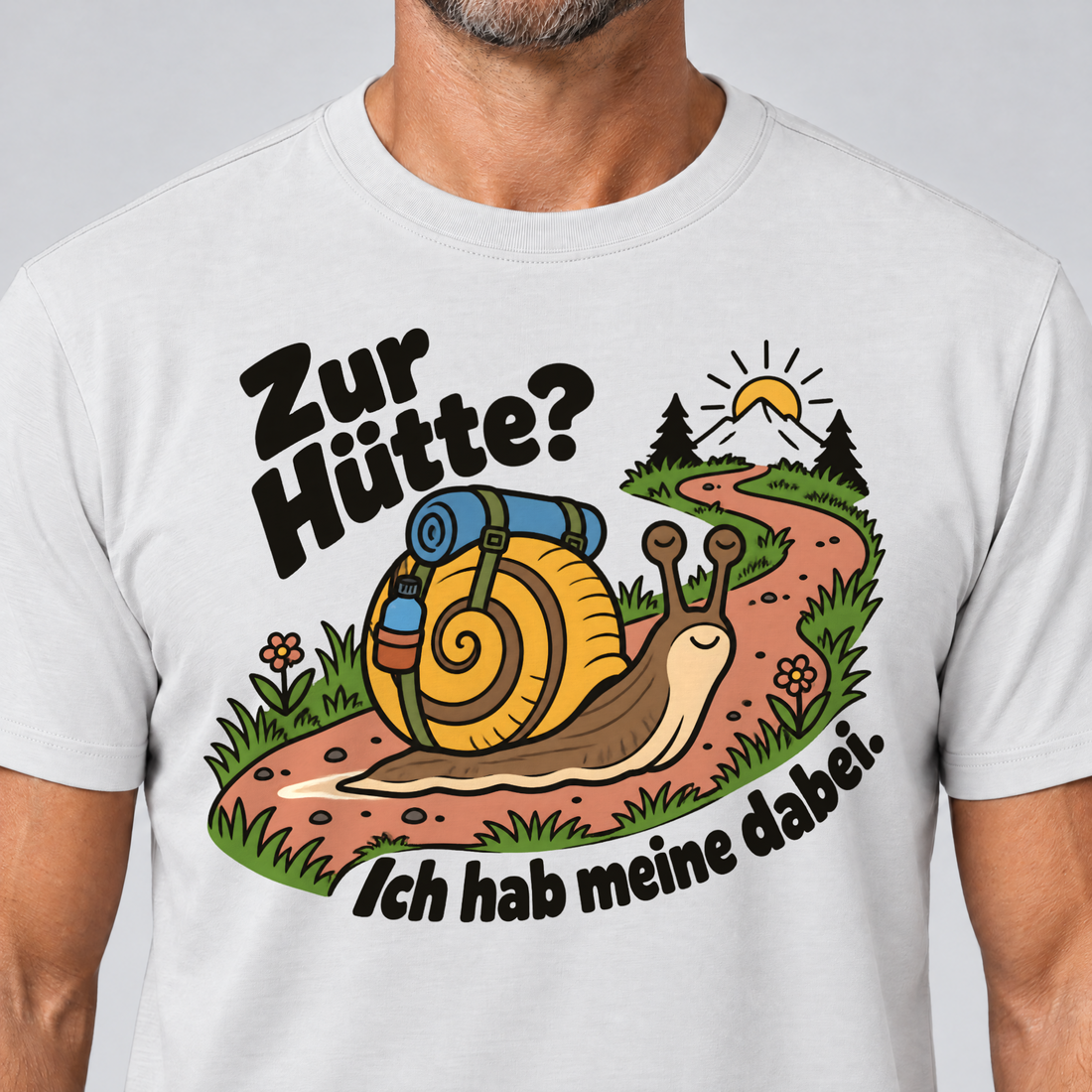 Nahaufnahme des Drucks: Zur Hütte? Ich hab meine dabei – T-Shirt Unisex in Weiß, von einem Mann getragen
