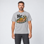 Mann trägt Zur Hütte? Ich hab meine dabei – T-Shirt Unisex in Hellgrau, Ansicht von vorn