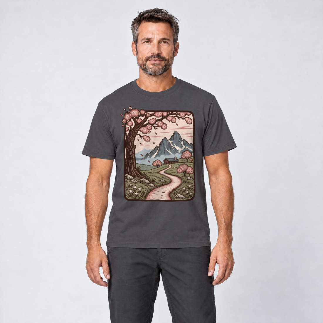Mann trägt Almweg zur Hütte – T-Shirt Unisex in Dunkelgrau, Ansicht von vorn