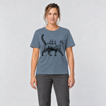Frau trägt Katze mit Rucksack – T-Shirt Unisex in Steinblau, Ansicht von vorn
