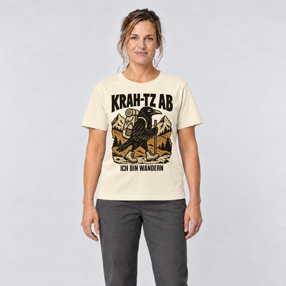 Frau trägt Krah-tz ab – T-Shirt Unisex in Natur, Ansicht von vorn