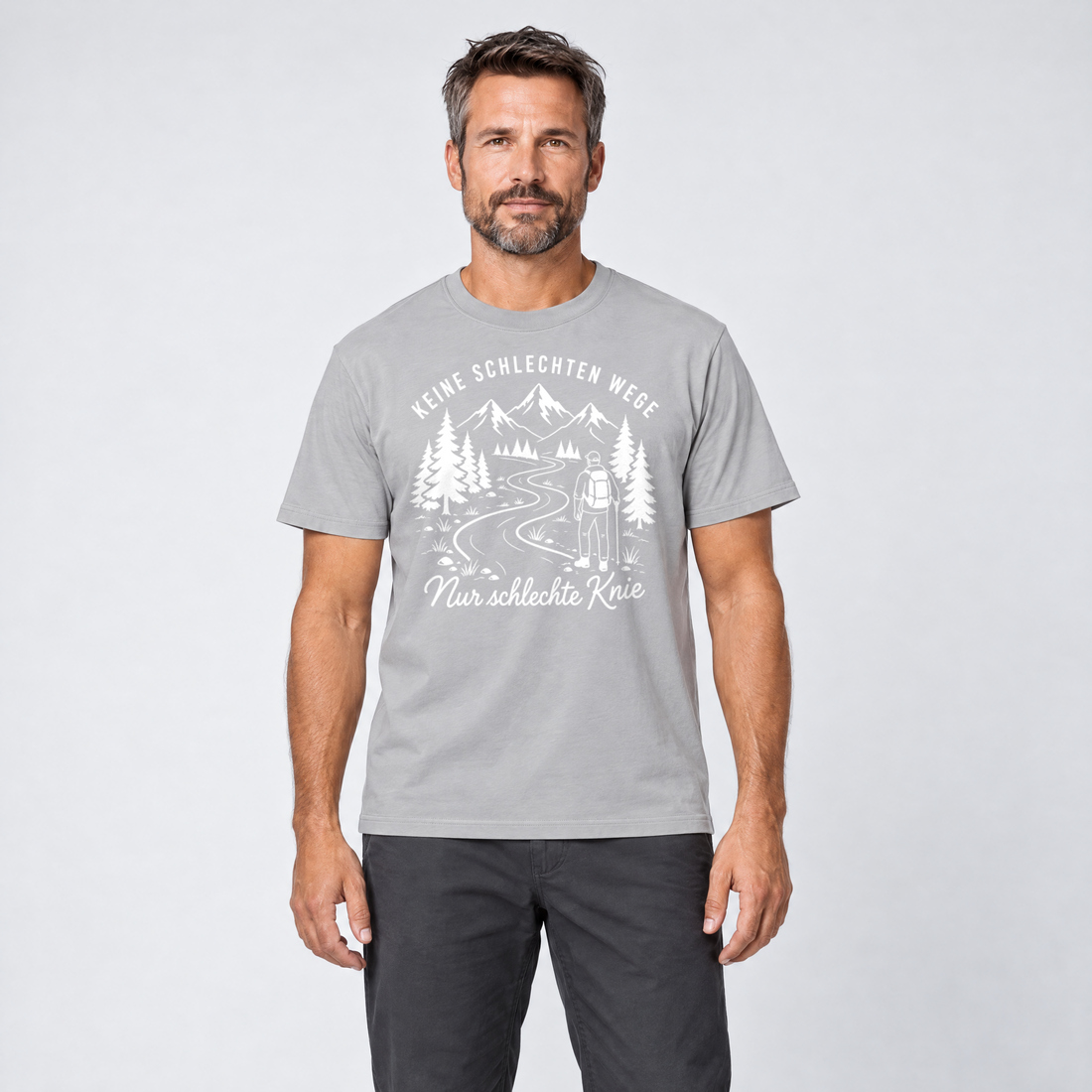 Mann trägt Nur schlechte Knie – T-Shirt Unisex in Hellgrau, Ansicht von vorn