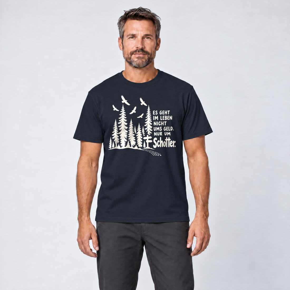 Mann trägt Nur um Schotter – T-Shirt Unisex in Navy, Ansicht von vorn