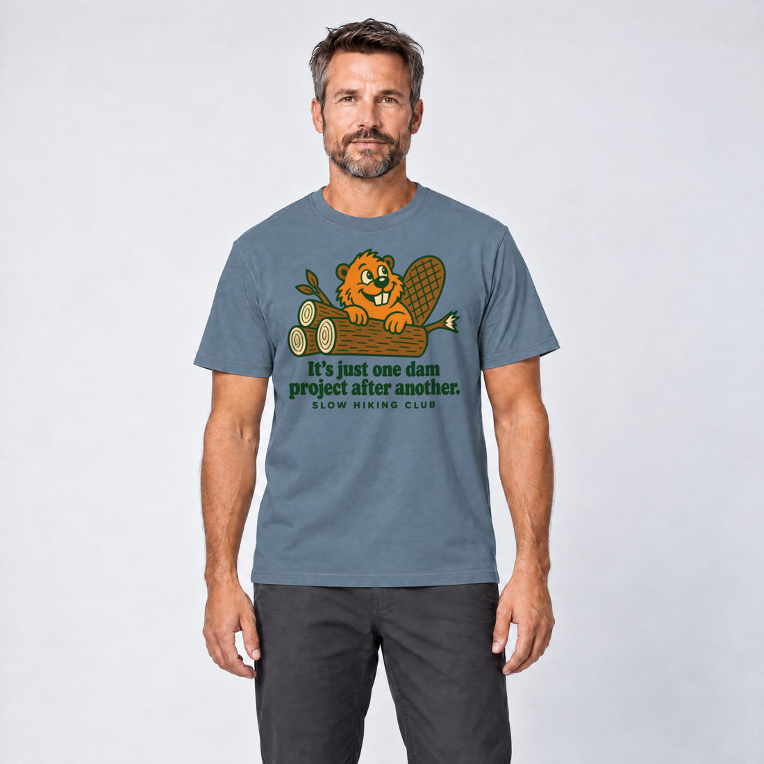 Mann trägt One dam project after another – T-Shirt Unisex in Steinblau, Ansicht von vorn