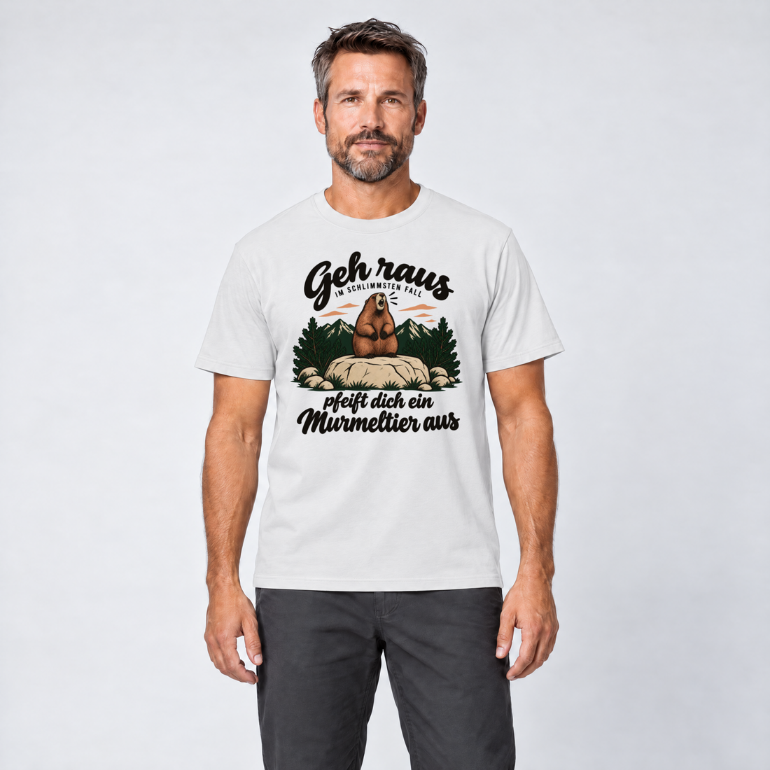 Mann trägt Pfeift dich ein Murmeltier aus – T-Shirt Unisex in Weiß, Ansicht von vorn