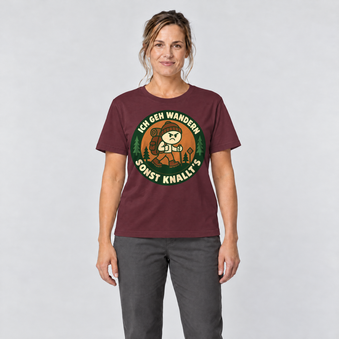 Frau trägt Sonst knallt’s – T-Shirt Unisex in Bordeaux, Ansicht von vorn