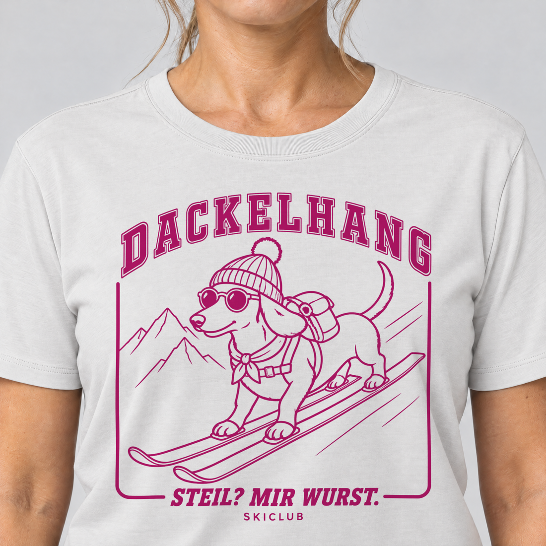 Nahaufnahme des Drucks: Steil? Mir Wurst. – T-Shirt Unisex in Weiß, von einer Frau getragen