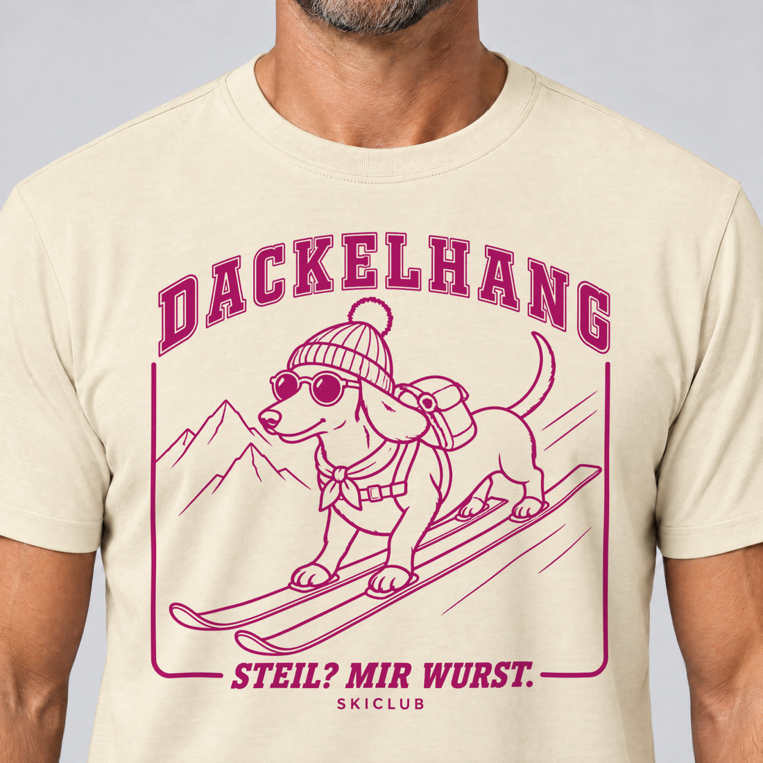 Nahaufnahme des Drucks: Steil? Mir Wurst. – T-Shirt Unisex in Natur, von einem Mann getragen
