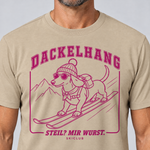 Nahaufnahme des Drucks: Steil? Mir Wurst. – T-Shirt Unisex in Sand, von einem Mann getragen