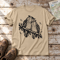 Uhupaar auf dem Fichtenast – T-Shirt Unisex