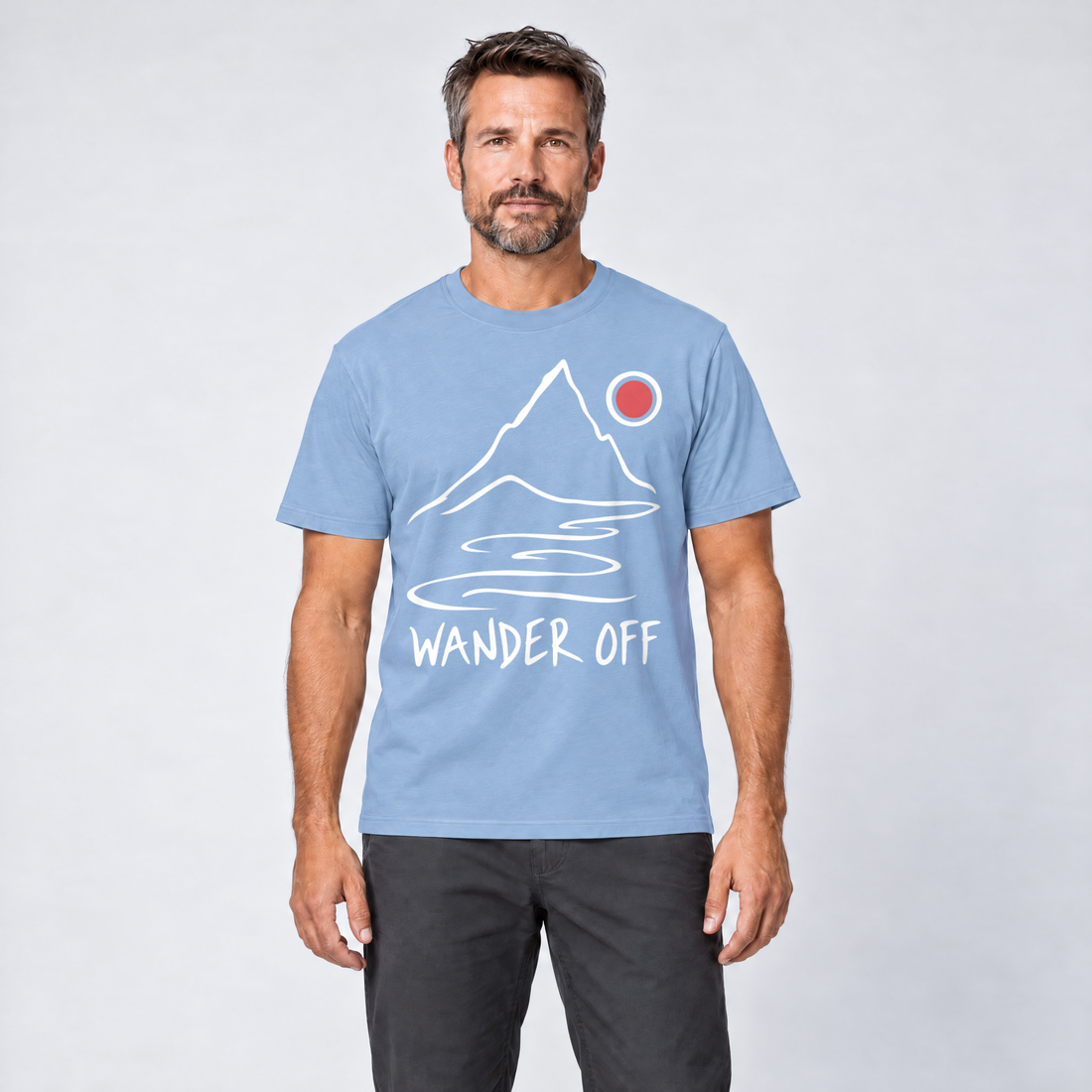 Mann trägt Wander off – T-Shirt Unisex in Himmelblau, Ansicht von vorn