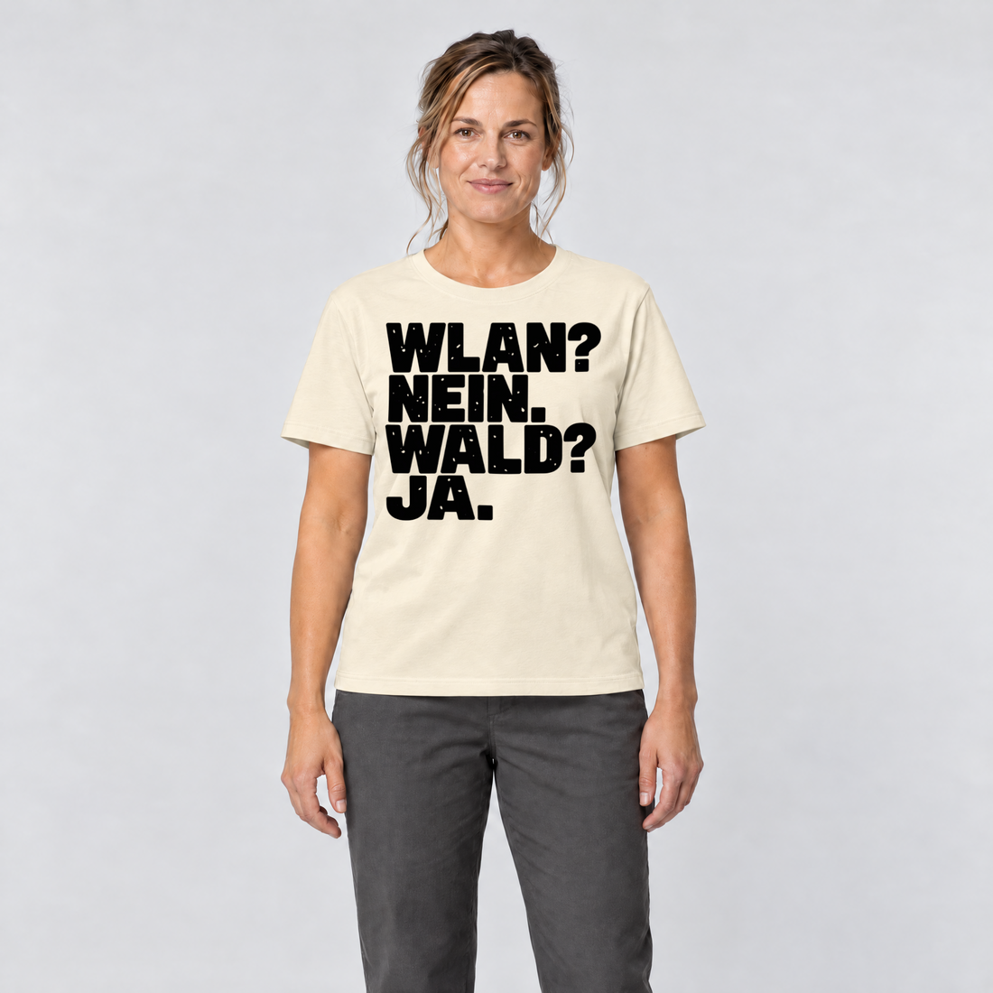 Frau trägt WLAN? Nein. Wald? Ja. – T-Shirt Unisex in Natur, Ansicht von vorn