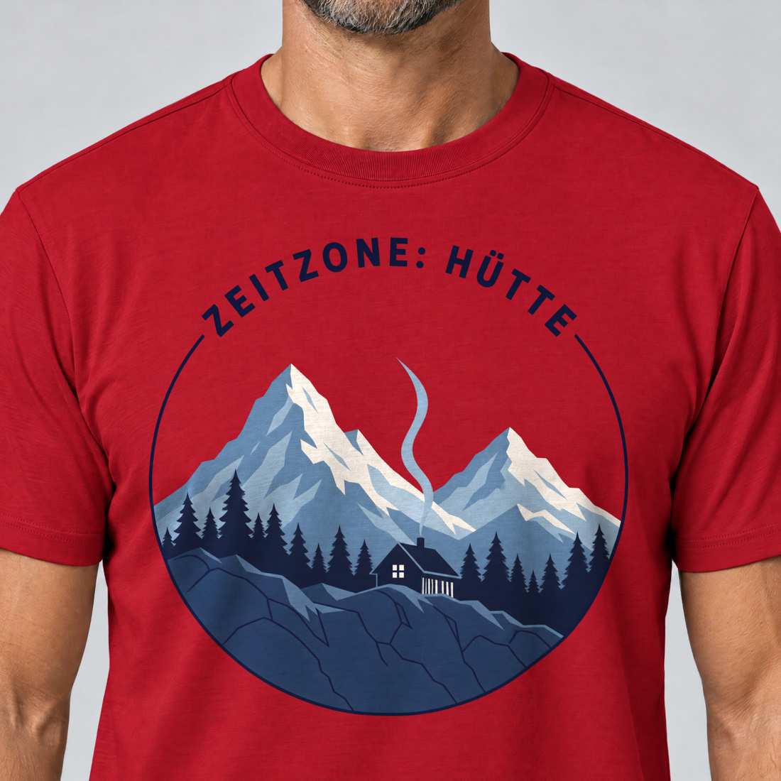 Nahaufnahme des Drucks: Zeitzone: Hütte – T-Shirt Unisex in Rot, von einem Mann getragen