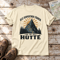 Alle Serpentinen führen zur Hütte – T-Shirt Unisex